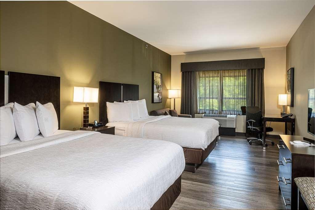 Best Western Plus Franciscan Square Inn & Suites Steubenville Phòng bức ảnh