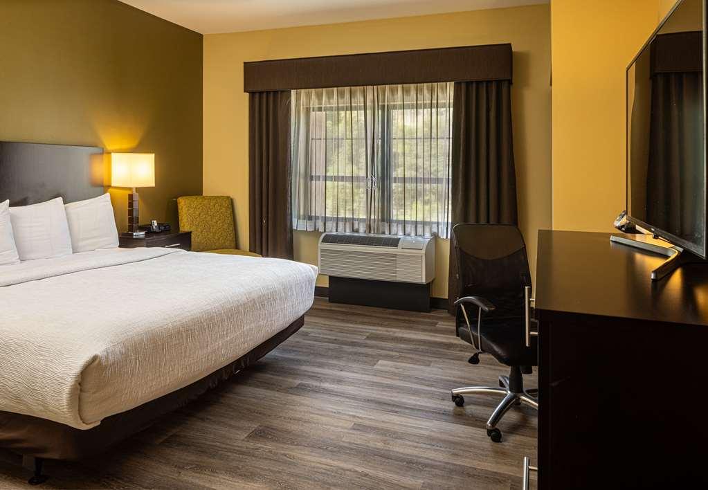 Best Western Plus Franciscan Square Inn & Suites Steubenville Phòng bức ảnh